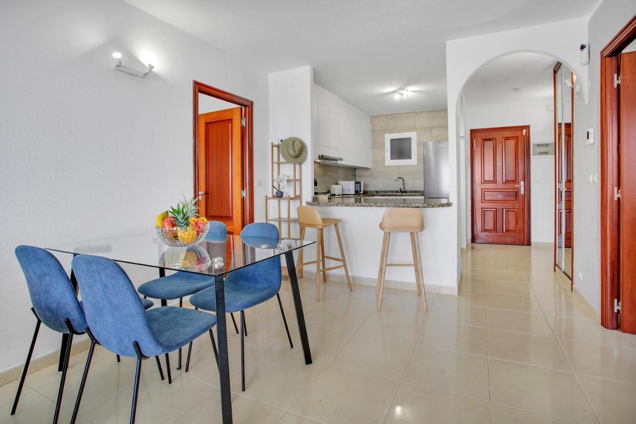 Wonderful View, Huge Terrace Solarium, Private Parking Apartment Costa Adeje  Bagian luar foto