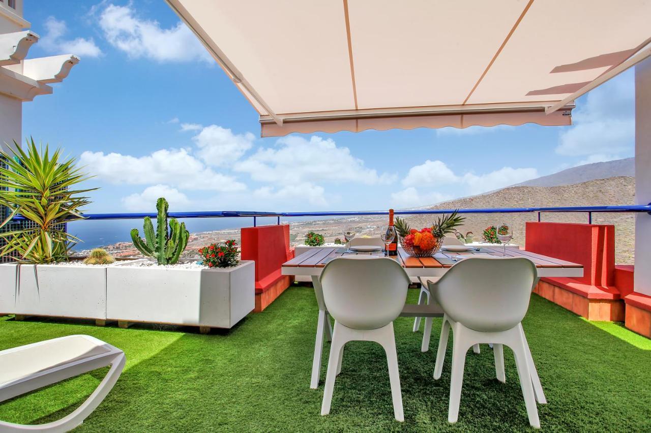 Wonderful View, Huge Terrace Solarium, Private Parking Apartment Costa Adeje  Bagian luar foto